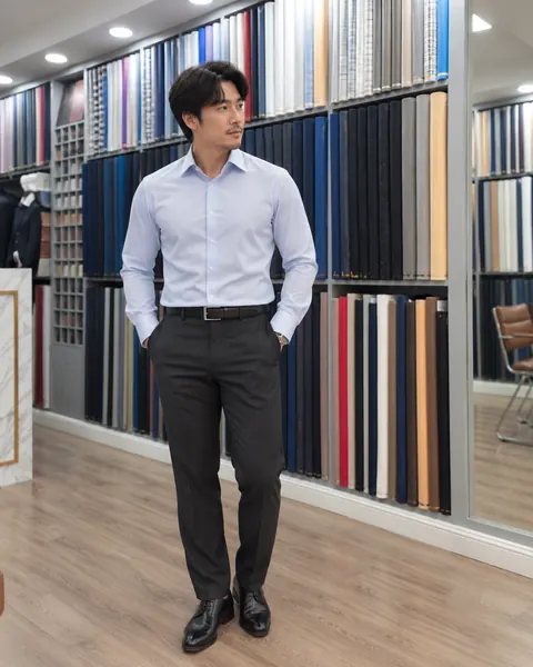 Made-to-measure business shirt at Robin Tailors